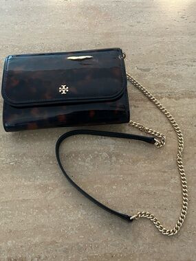 Tory Burch Tortoiseshell Patent Crossbody with Gold Chain and Card Case